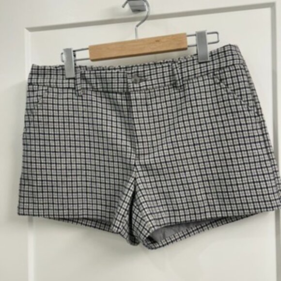 GAP Wool Lined Shorts Size 6 - Picture 1 of 2